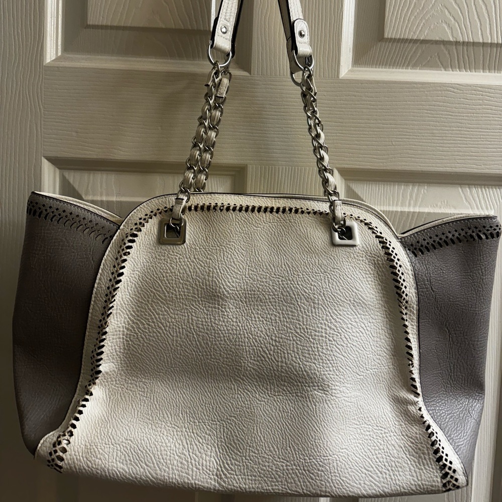 Jessica Simpson white/gray patent leather purse large size, great for notepads